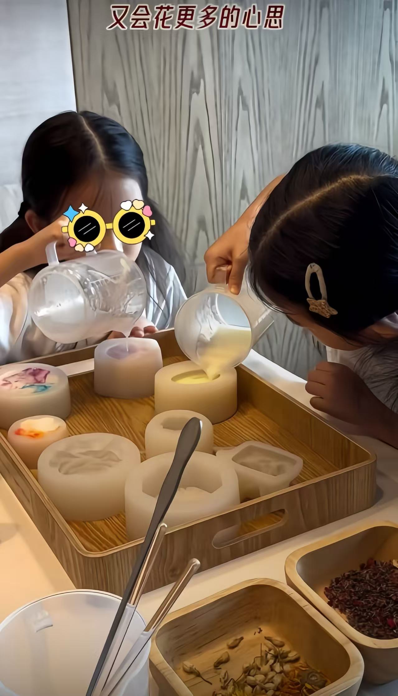 方媛上海购物被偶遇!生图个子矮小身形肥硕,溜肩驼背无名媛气质