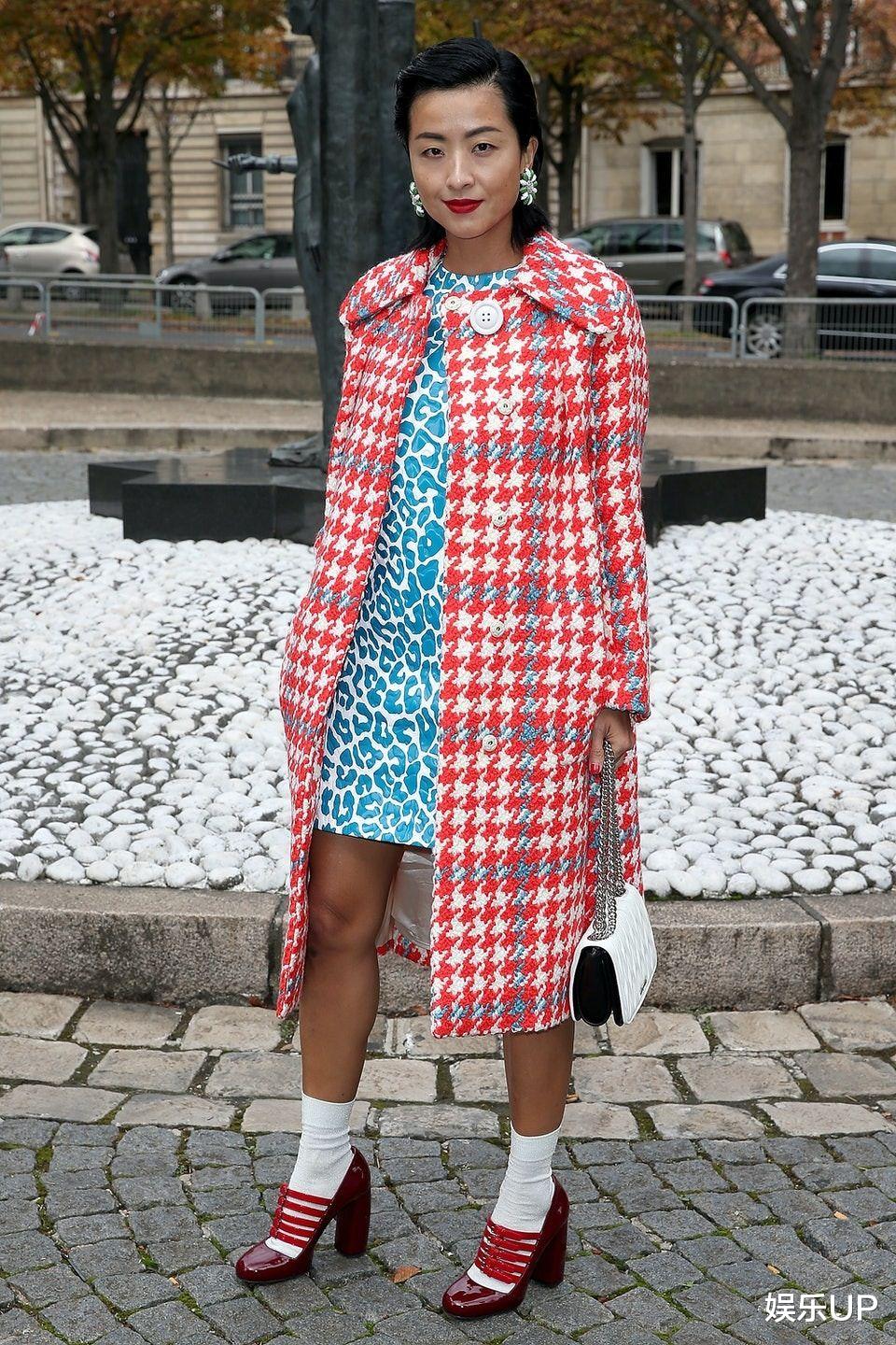 陈奕迅爱女吐槽老妈审美，徐濠萦芭比粉造型遭女儿拒绝相认！