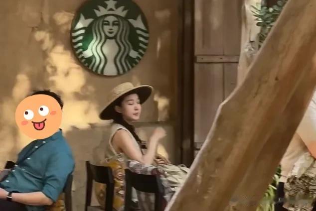 马龙夏露一家迪拜被偶遇，两个儿子又穿同款，夏露素颜也特别好看