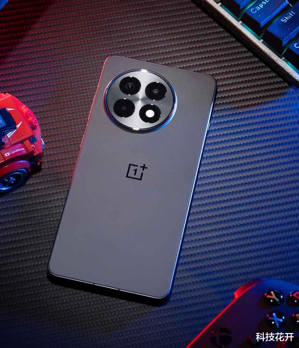 长续航+“卷王”!一加Ace6 Pro确认,超声波指纹+骁龙8至尊版2代
