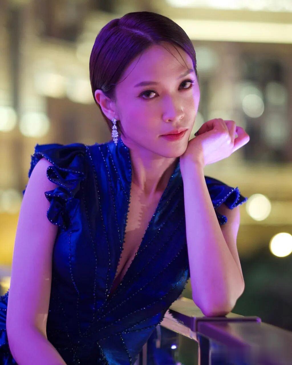 TVB力捧花旦情路坎坷,渣男前度疯狂出轨,身边闺蜜老师无一幸免