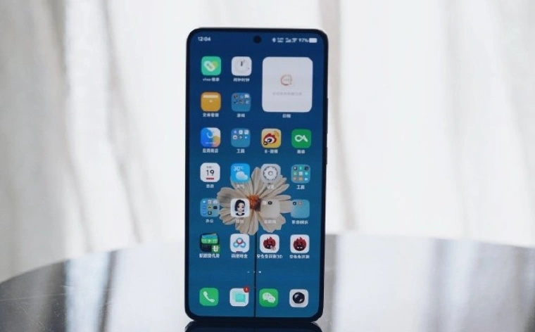 vivo突然“发力”,6800mAh+2K屏,骁龙8至尊版旗舰降至“新低价”