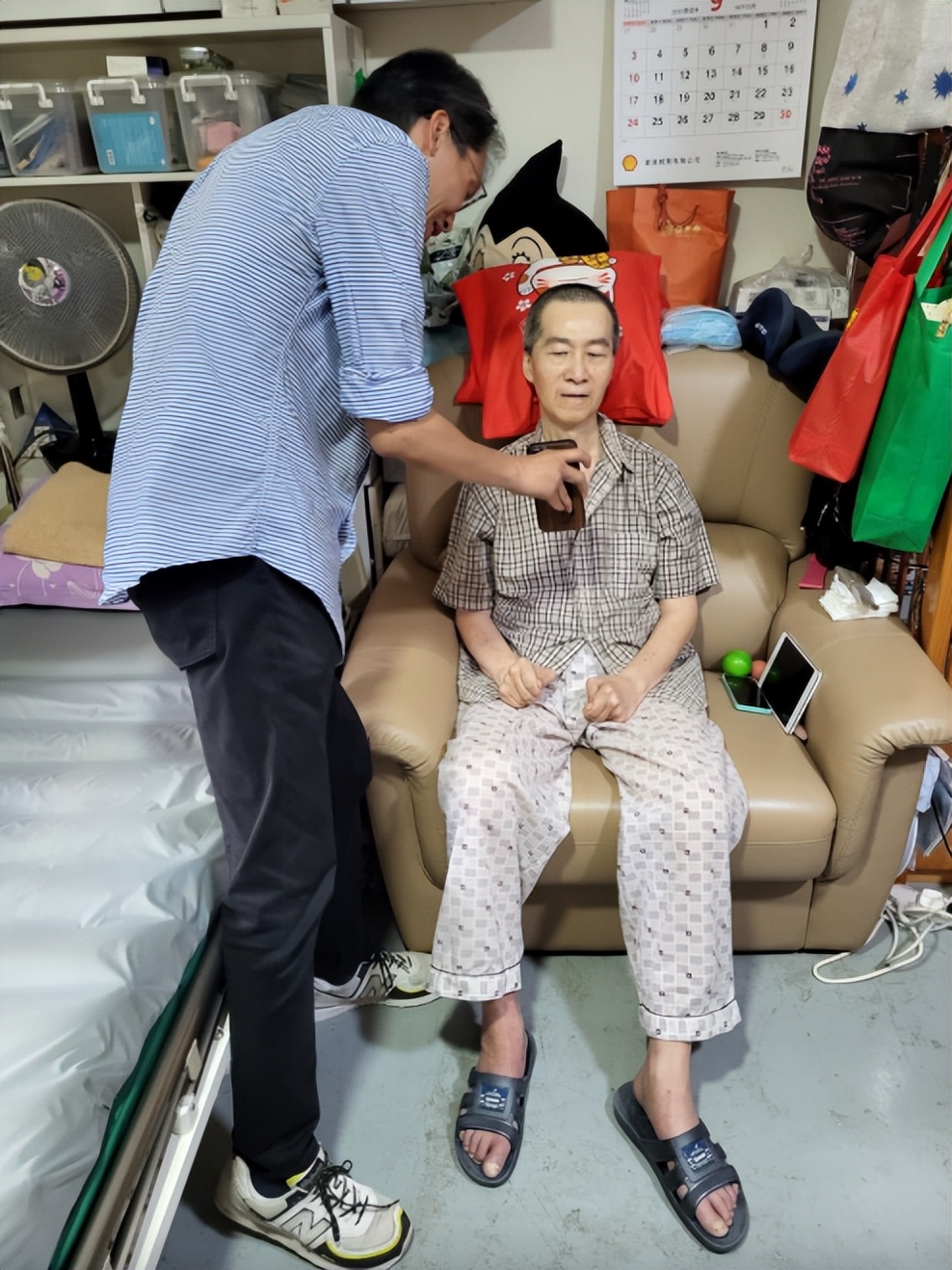 TVB演员吴博君因渐冻症去世，刘德华薛家燕等曾捐钱，遗孀致谢