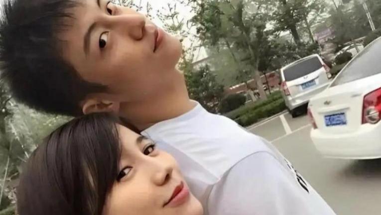 黄景瑜前妻发文喊话许凯！