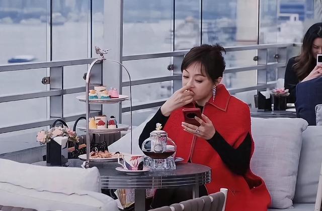 孙俪包的“大肚馄饨”获得全网点赞，邓超的话终于有人信了