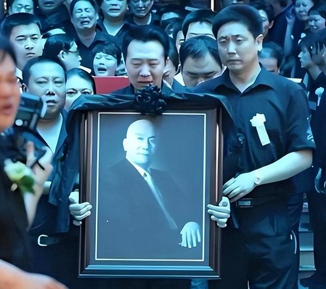 事实证明:“撬侯耀文之妻,养侯耀文之子”的戴志诚并非十恶不赦