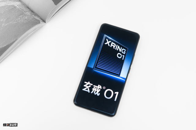 不是井底之蛙，感覺現在小米澎湃比iOS流暢多了