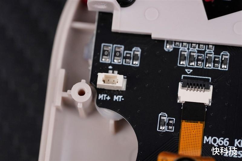 芒米AIR X掌机评测：配置豪华做工精致 入门掌机市场要洗牌了