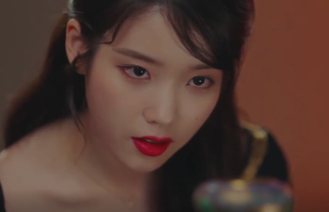 百想盛典被嘲黑幕:李知恩豆瓣9.5不拿奖,小透明金泰梨二封视后