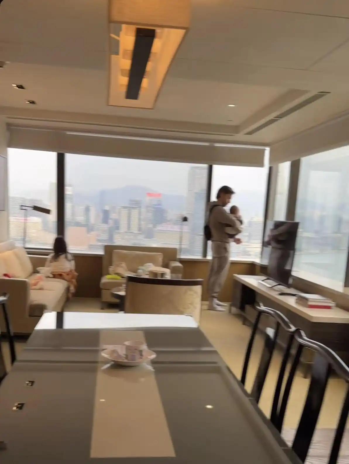 情史不输哥哥谢霆锋，42岁未婚生二胎的谢婷婷，彻底撕碎谢贤体面