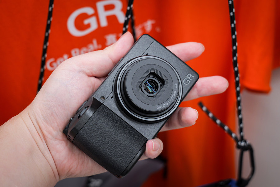 快拍王者!理光GR IV上手体验,当街拍利器变得更称手