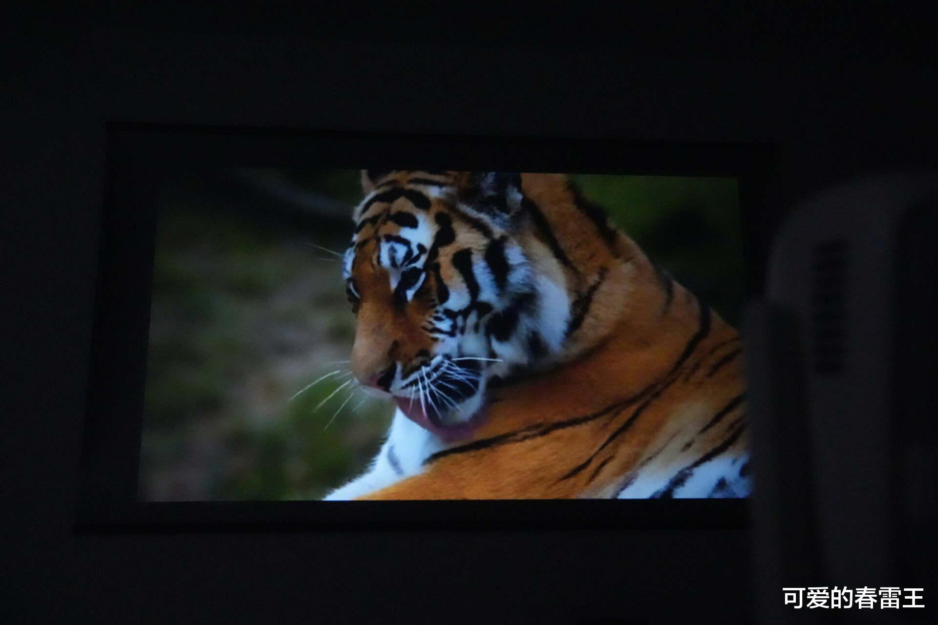 百元投影儀也能這么香？大眼橙C2Air高亮版深度體驗分享