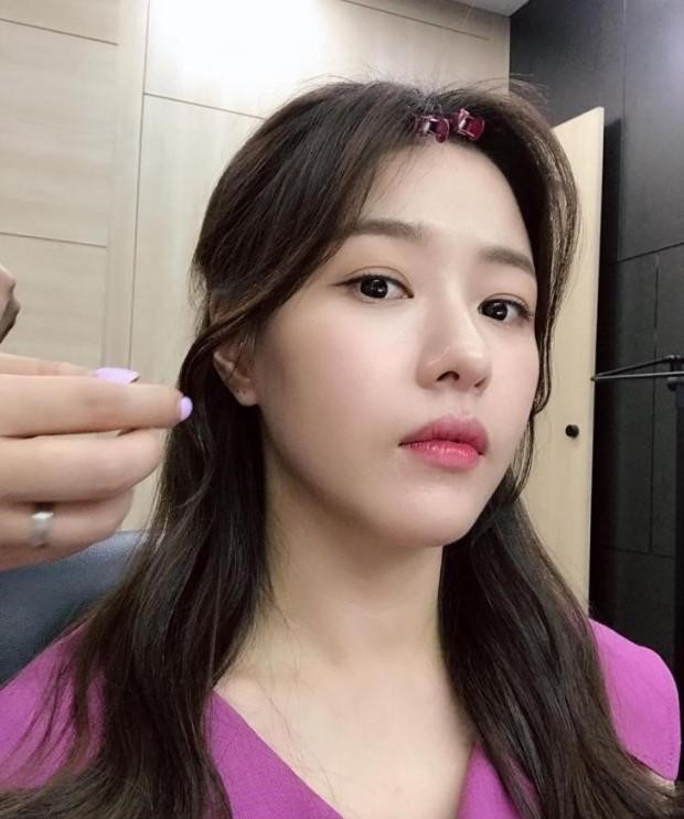 韩国女星结婚消息登上中国热搜,本人发韩网大肆炫耀:我的天呐!