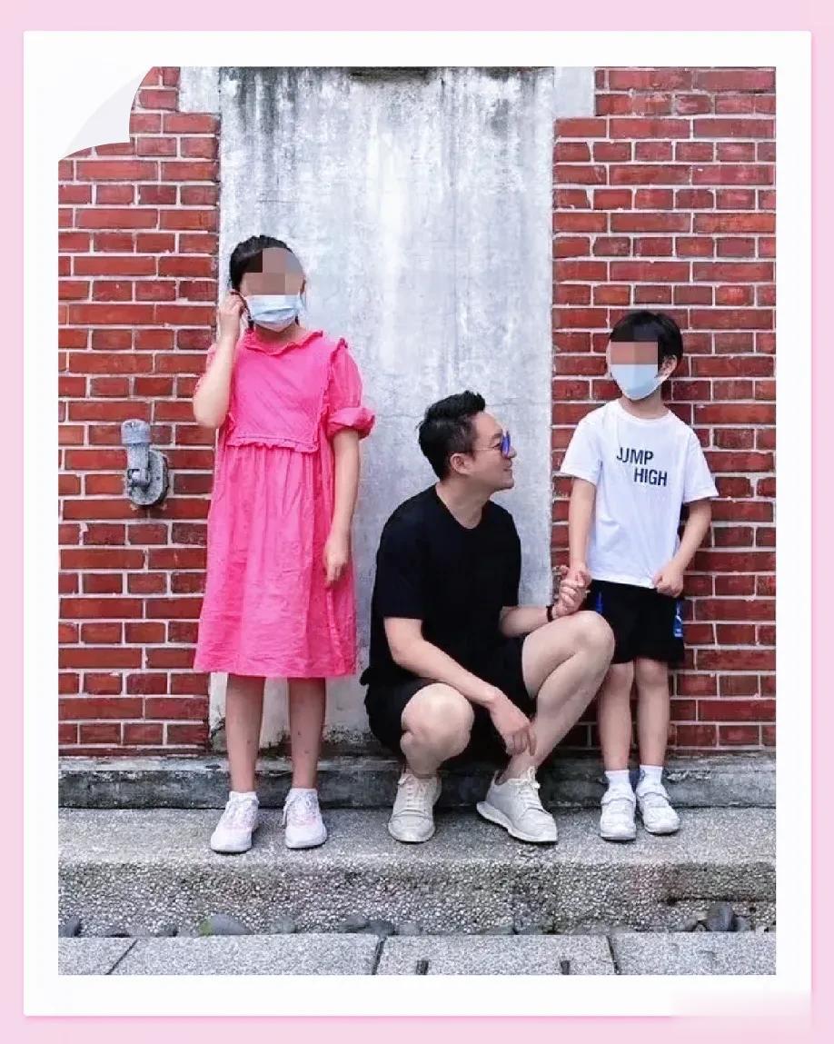 汪小菲凌晨1点更新动态,晒四张照片,最后一张跟大S有关,引热议