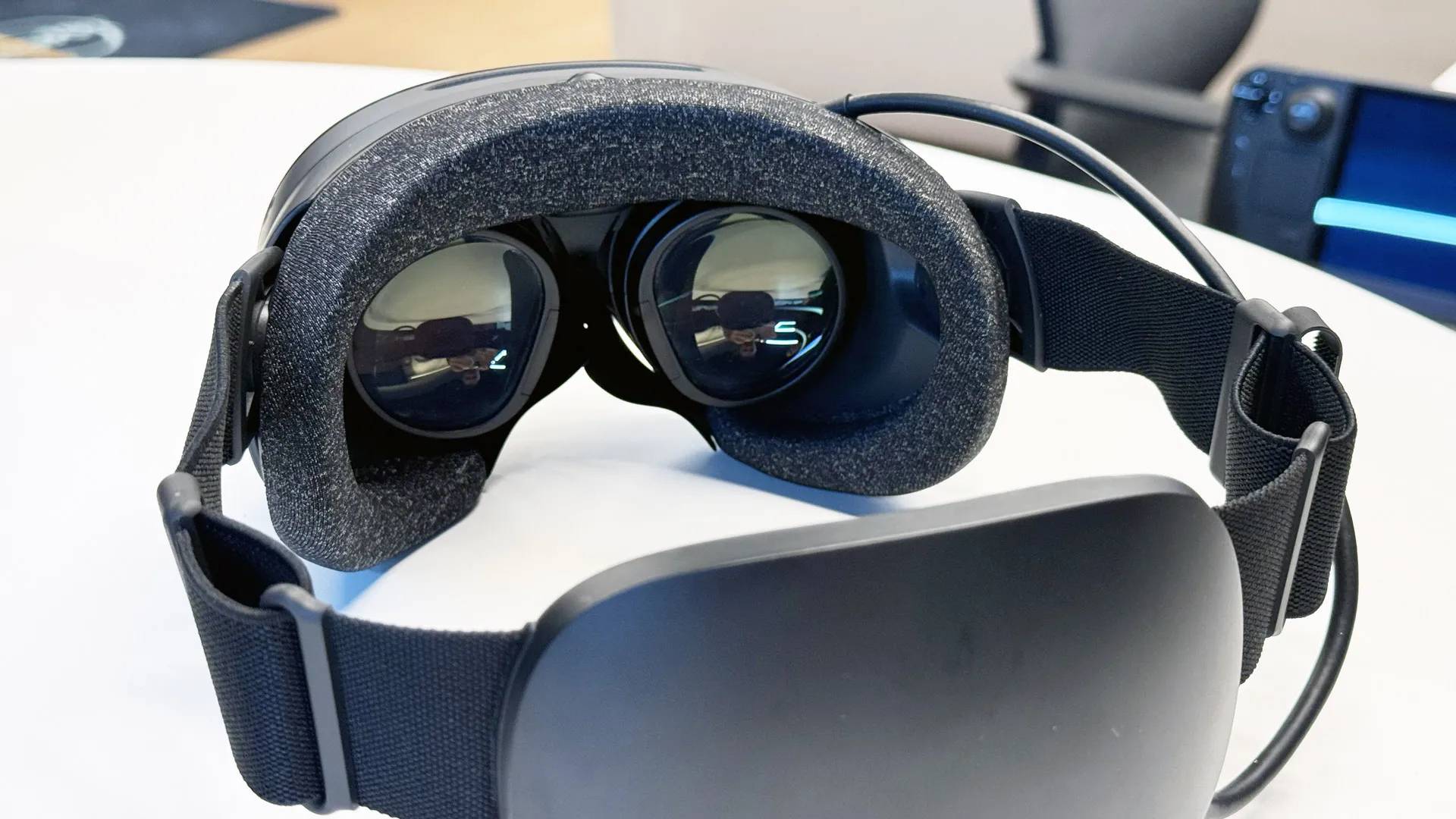 有了 Steam Machine，Steam Phone 還會遠嗎？｜硬哲學