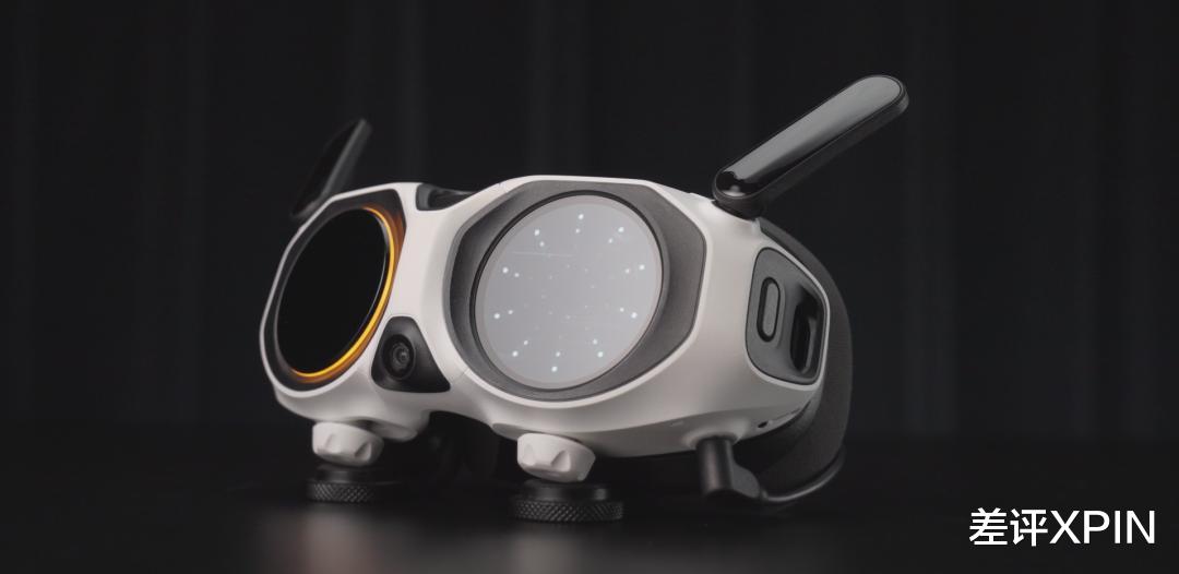 無聊的無人機市場，終于卷出了這么一個怪物