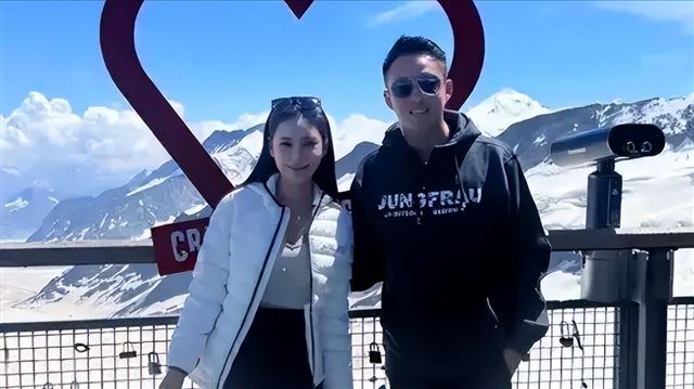 小杨阿姨首为大S发声!对比两任女主人,到底谁“更胜一筹”