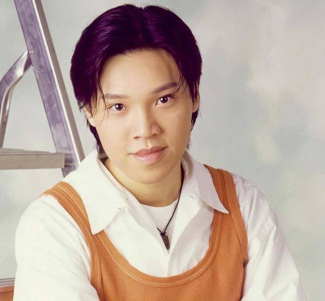 香港知名男星转型做讲师还债