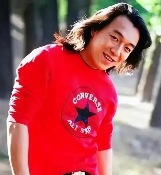 钱再多有什么用?影帝黄渤如今的现状,给娱乐圈所有男星提了个醒