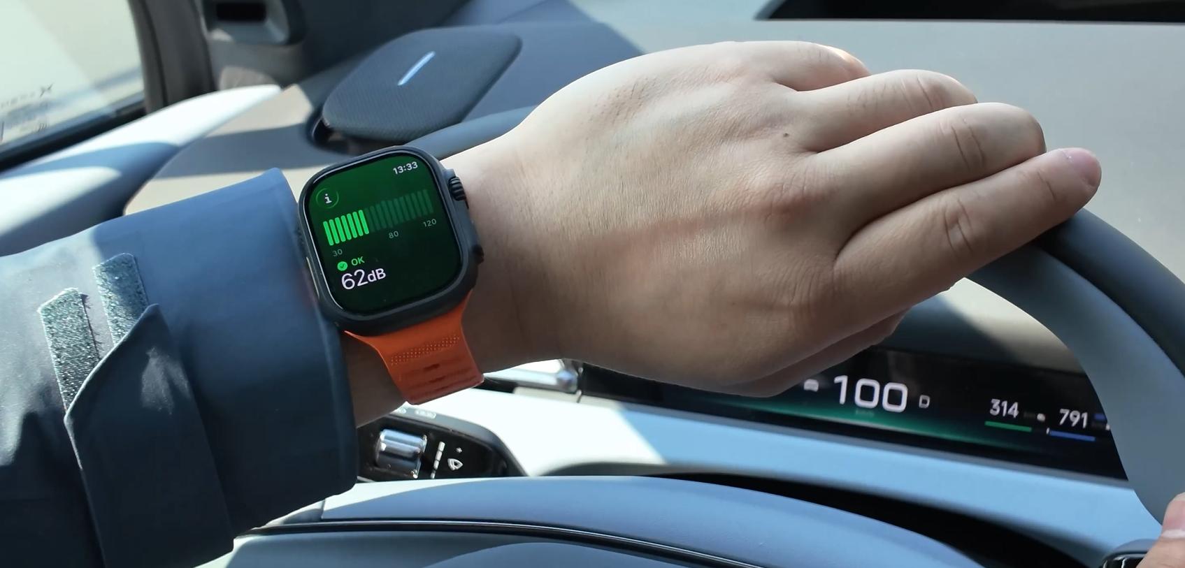 首试小鹏P7+超级增程版：外观更年轻、座舱更AI，底盘柔中带韧