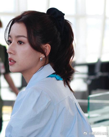 TVB视后久违晒近况!合作小生留言失踪人口回归,一年多无剧可拍