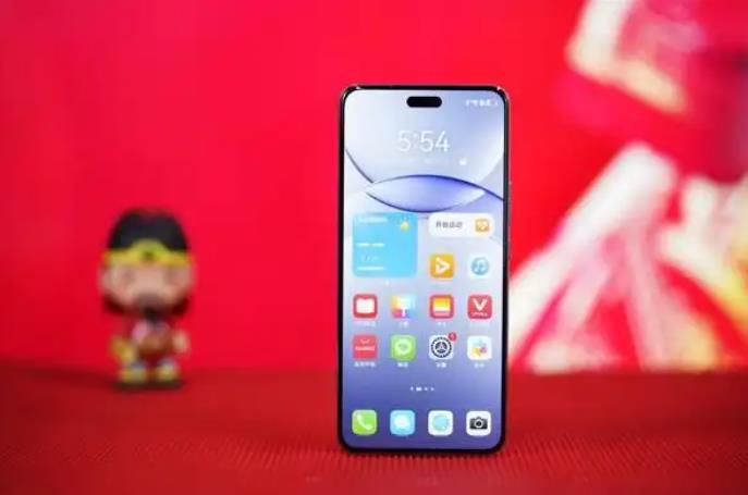 “闭眼入”的华为手机——华为nova13Pro