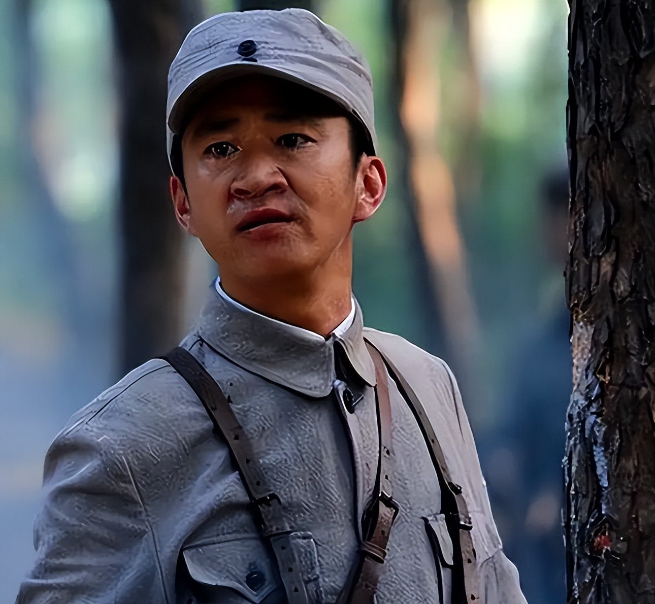 知名演员李嘉明：因无戏可拍摆摊卖炒面，原来张颂文说的是实话