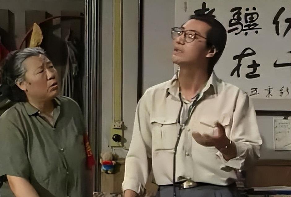 英氏一家三导演:英达离开宋丹丹,英宁抛弃赵明明,他婚姻很低调