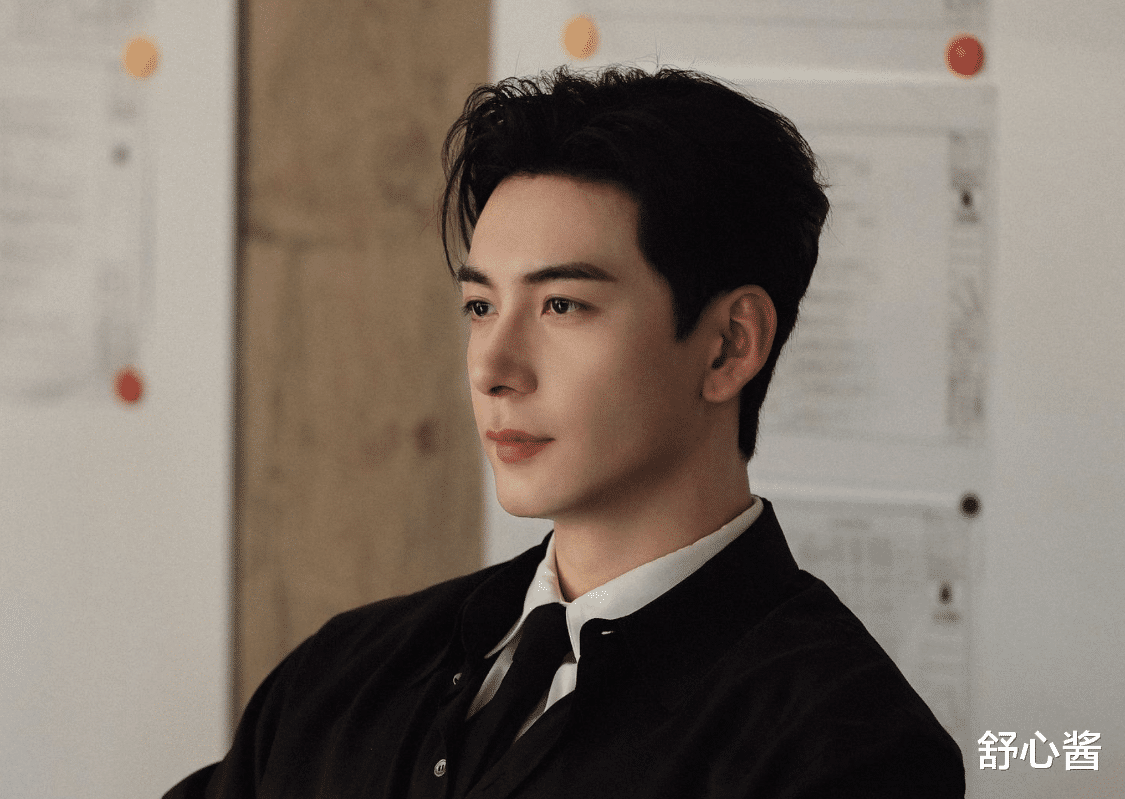 现偶终于对剧本杀下手了？这届言情，还有什么奇妙捷径？