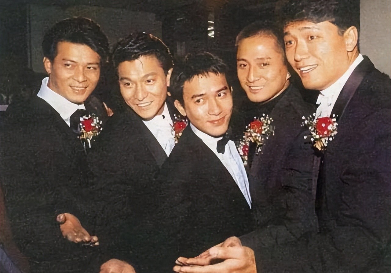 爸爸貌若潘安，他们却跟帅不沾边，4位星二代颜值没一个超过老爸