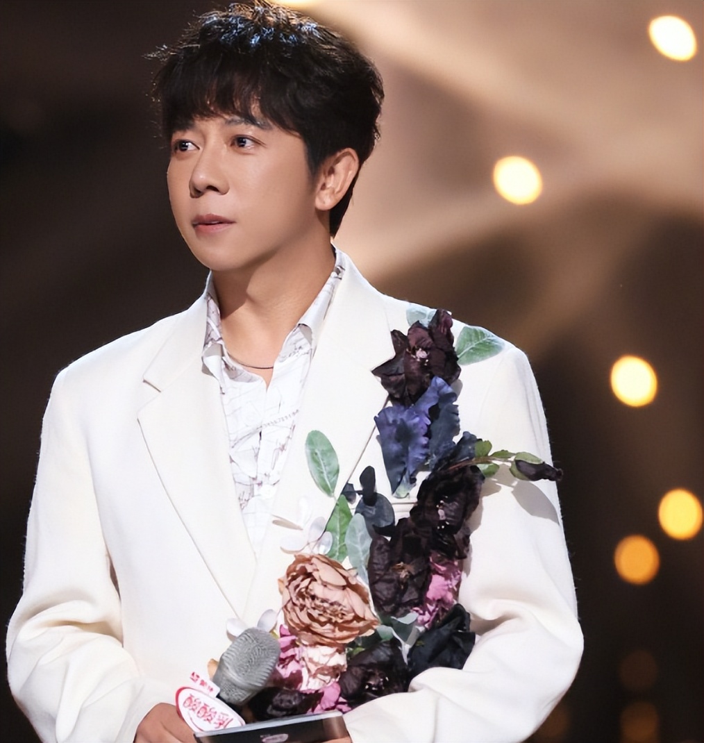 《歌手2025》终极揭榜赛,林志炫垫底,陈楚生未进前三,2人暴跌