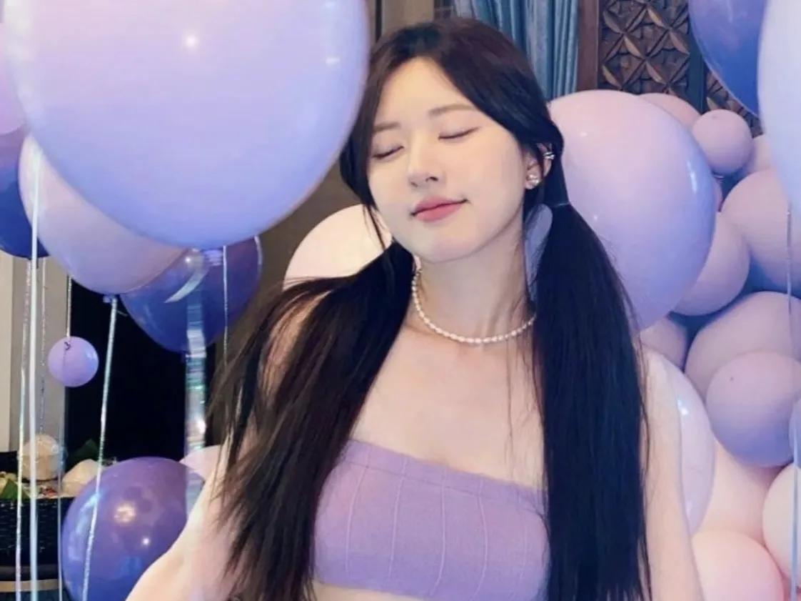 热搜爆了！赵露思直播“退圈发言”太刚了，获于正力挺