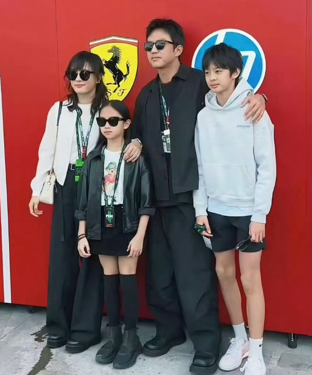 明星夫妻能消停点不？为圈钱上800个综艺，那点破事全国人民都看腻了