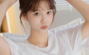 我妈要我拿钱帮大伯渡过难关，还非要动家族账，我把账本给她后，她说管不了