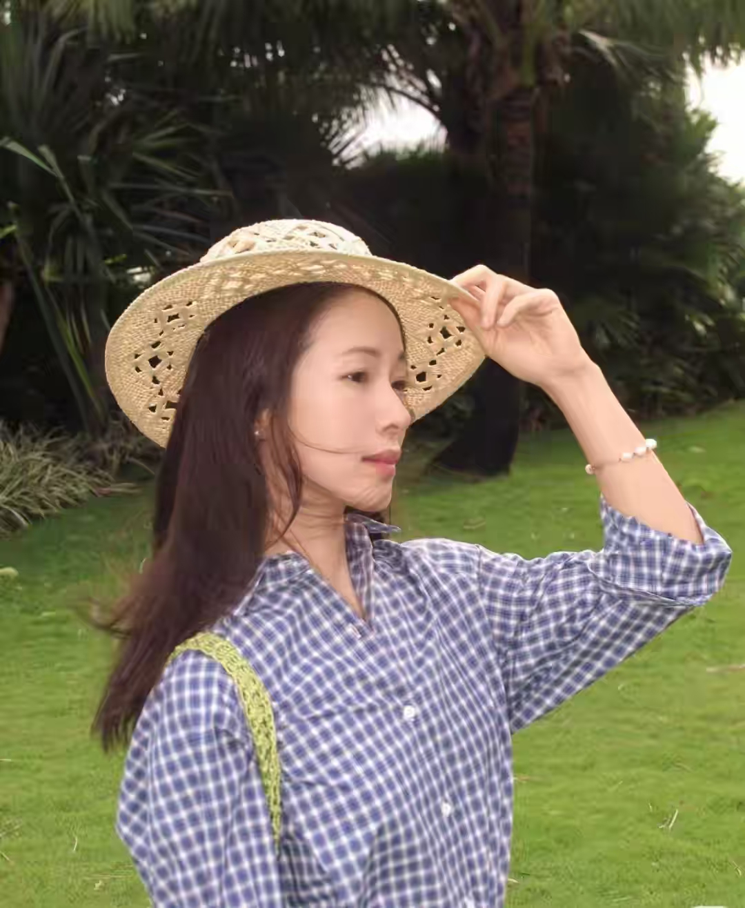 江一燕离婚,给所有女人上了一课,自己选的路,跪着也要走完