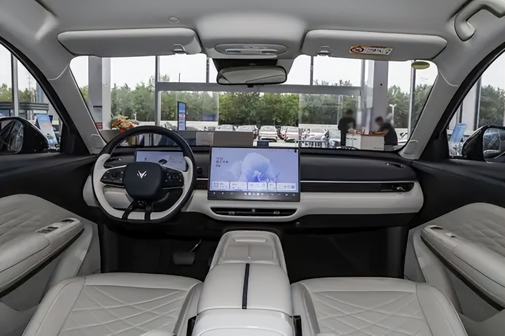 售价6.28-8.78万元，A0级纯电车再添\新丁\，极狐T1超香