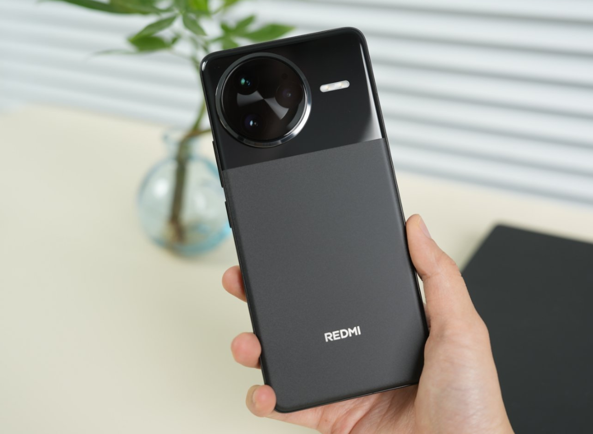 紅米果斷清倉！512GB暴跌1200元，驍龍8至尊版+2K屏+120W快充