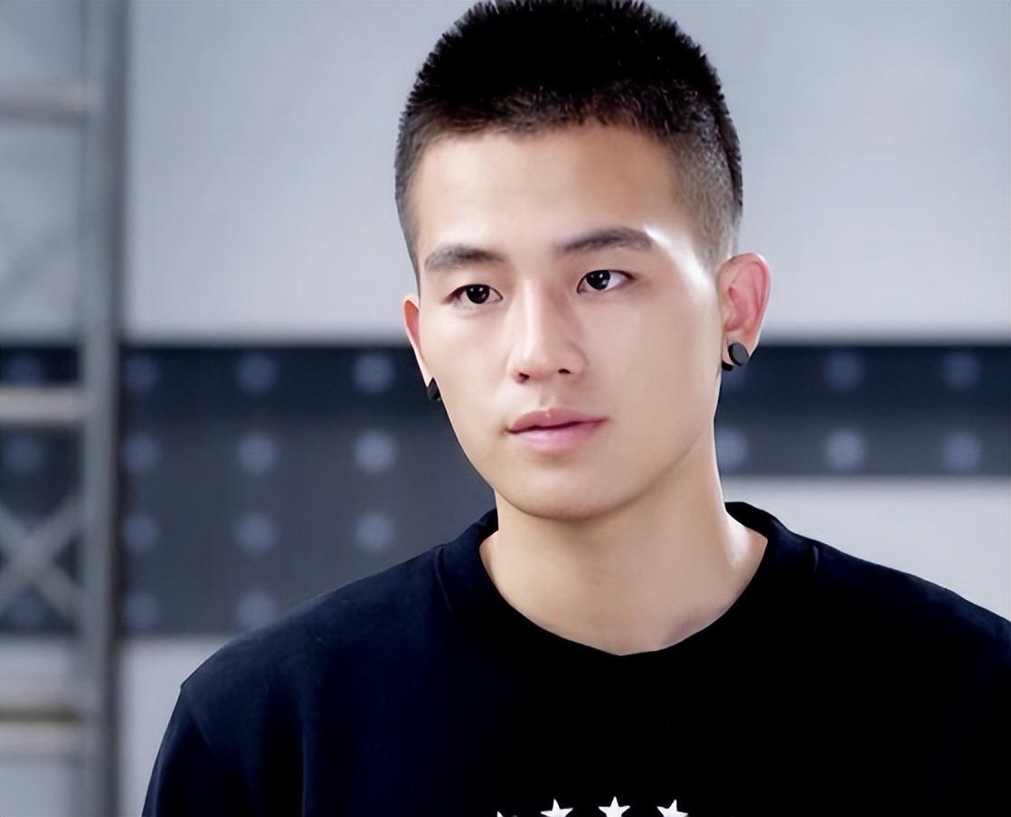 原来马思纯当初没说谎！看了央视镜头才发现，欧豪的面相早就变了