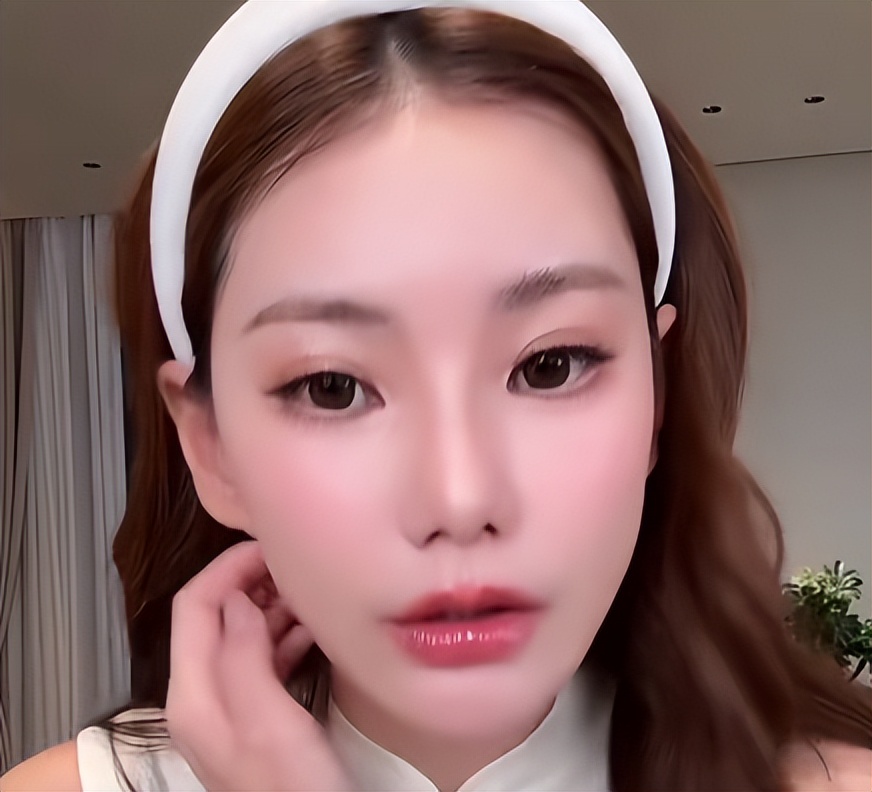 大S去世6个月，妹妹小S迟迟无法复工，家人委托代理律师再宣战