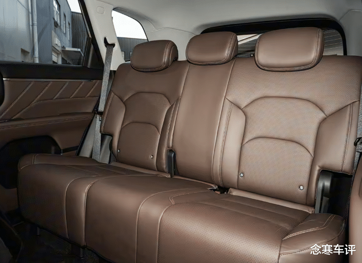 起步价5.98万！五菱星光560配独悬，续航1100公里，油耗5.3L