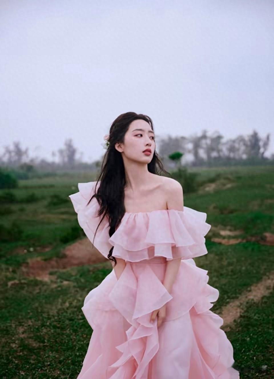 邓恩熙：法式田园风少女