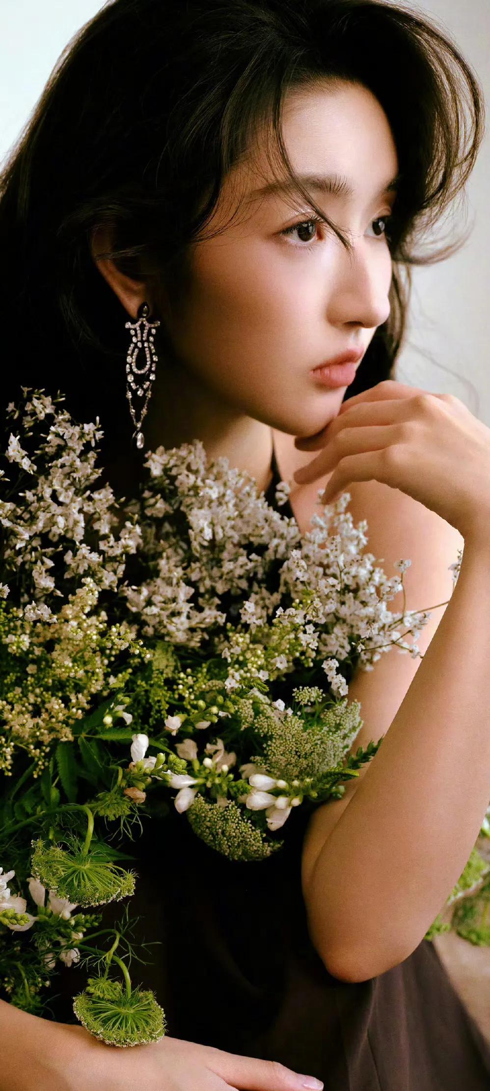 王玉雯 精彩OK八月刊封面