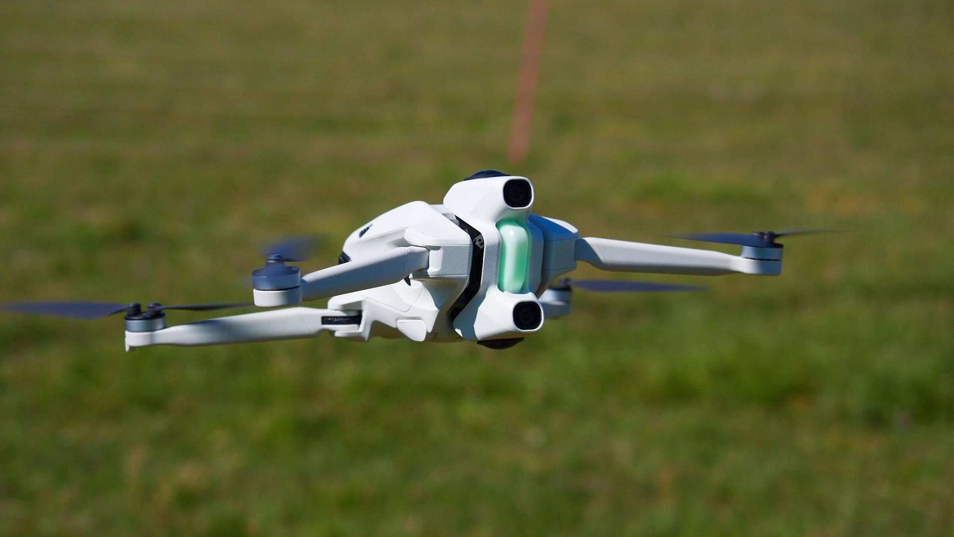 影翎Antigravity A1首發評測：飛行精準，避障靈活，玩法拉滿了