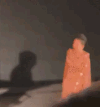 章子怡深夜买醉，谈爱情的脆弱和纠缠，疑似放不下汪峰