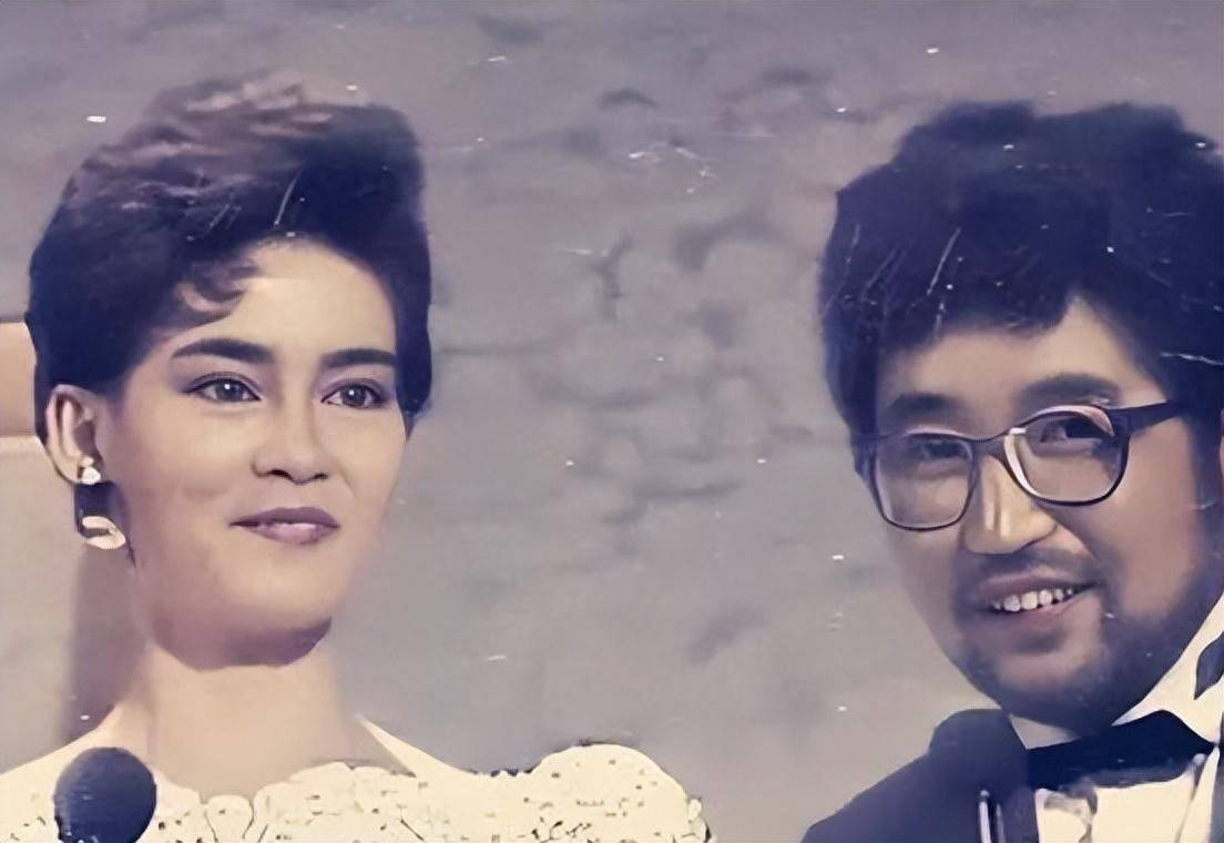 55岁王小丫:一婚嫁富豪,二婚嫁高官,两婚未孕,如今普通成大妈