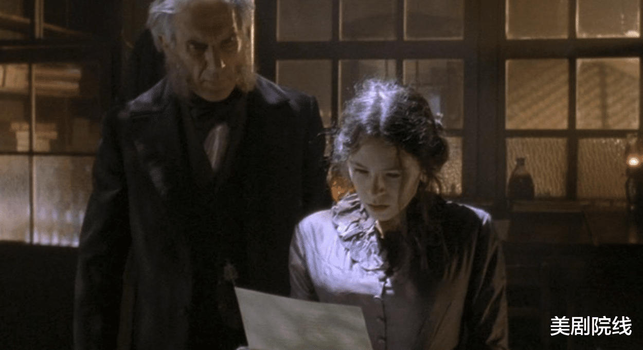 别只看尺度，这部9分英剧拍得真高级