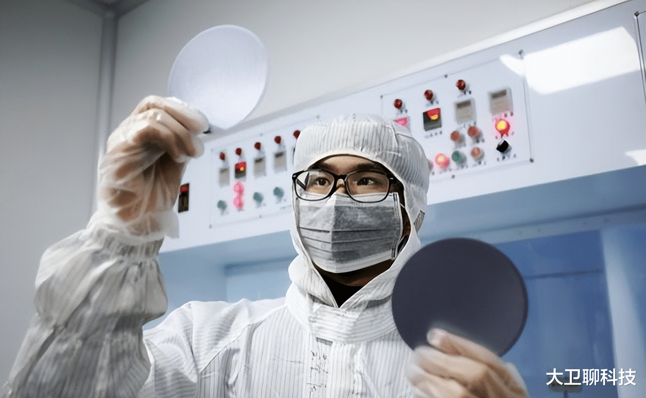 中國光刻機突破到哪一步了？德國專家“比預期快了至少5年