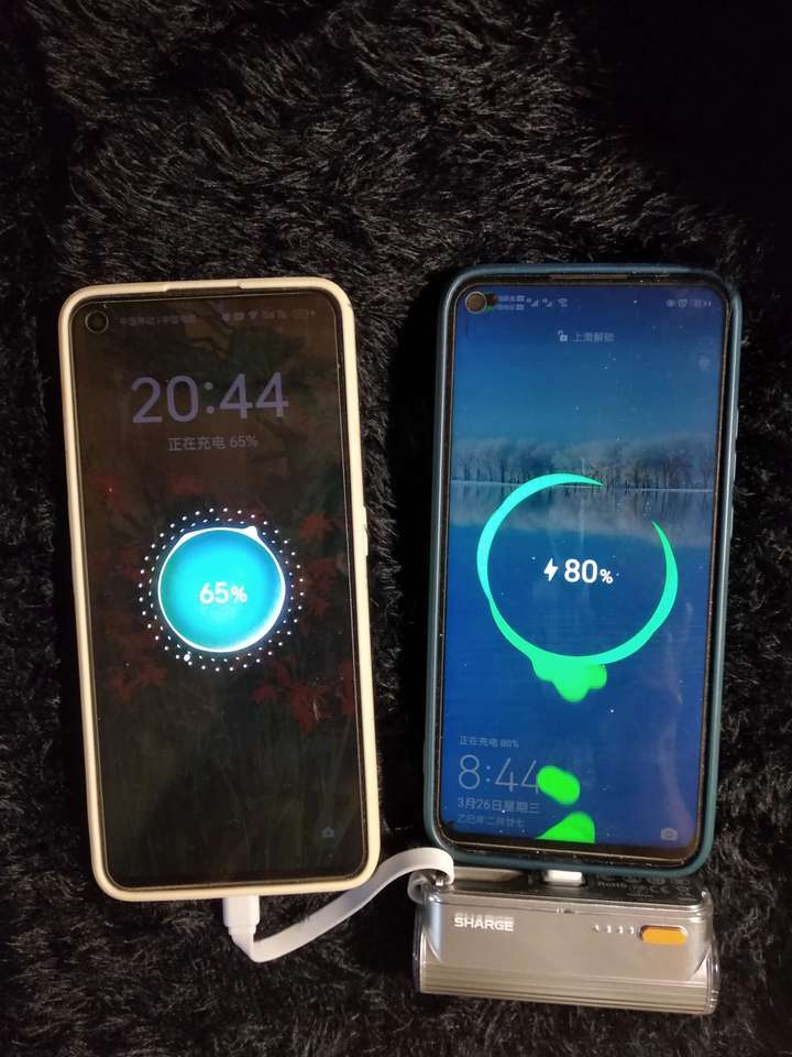 掌心能量舱-闪极随行Mini2移动电源,手机续航永动机