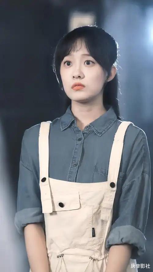 演技不够,滤镜来凑?这些短剧女演员的颜值争议,到底谁的问题?