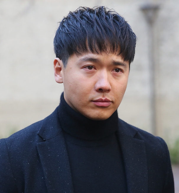 董璇和张维伊签婚前协议，自曝离婚6年还在为高云翔还债 被坑怕了